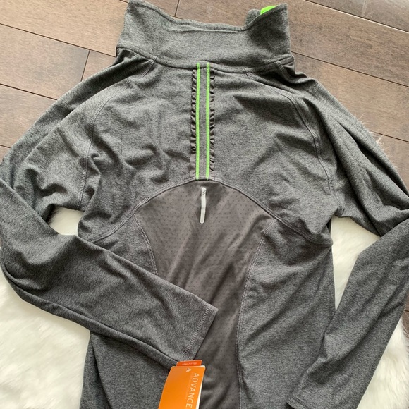 Champion Athletic quarter zip - Picture 2 of 4